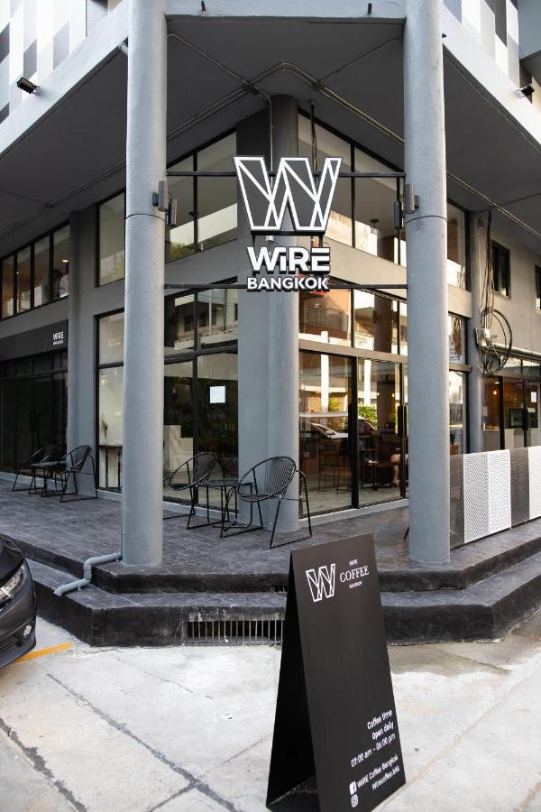 Wire Bangkok Prakhanong Екстериор снимка